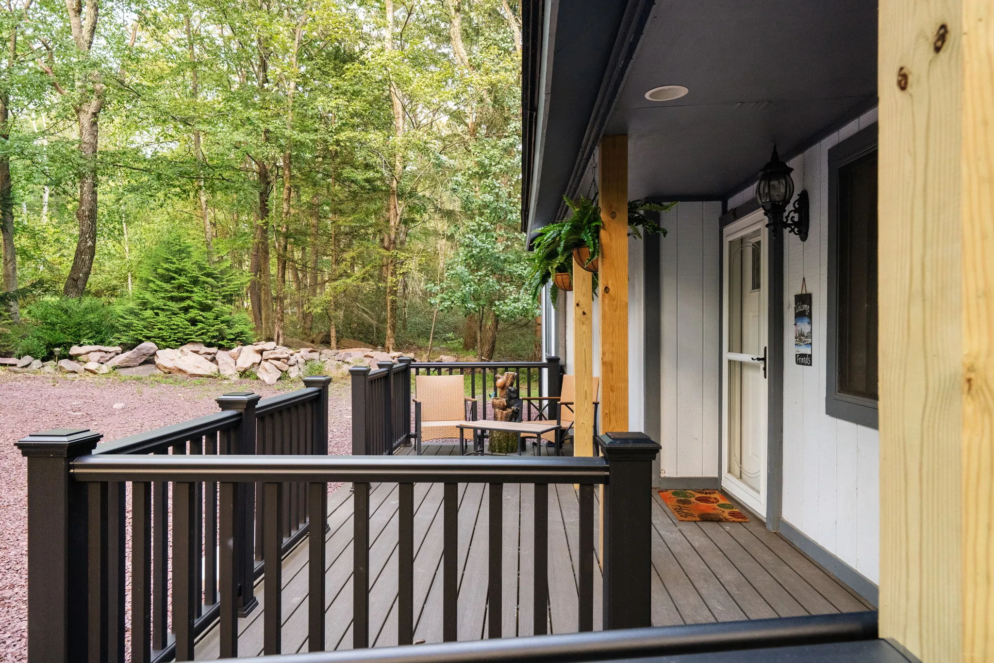 Exterior of the house, 13 of 18