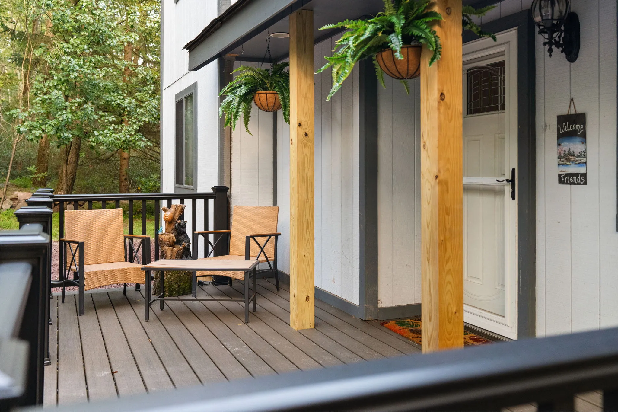 Exterior of the house, 15 of 18