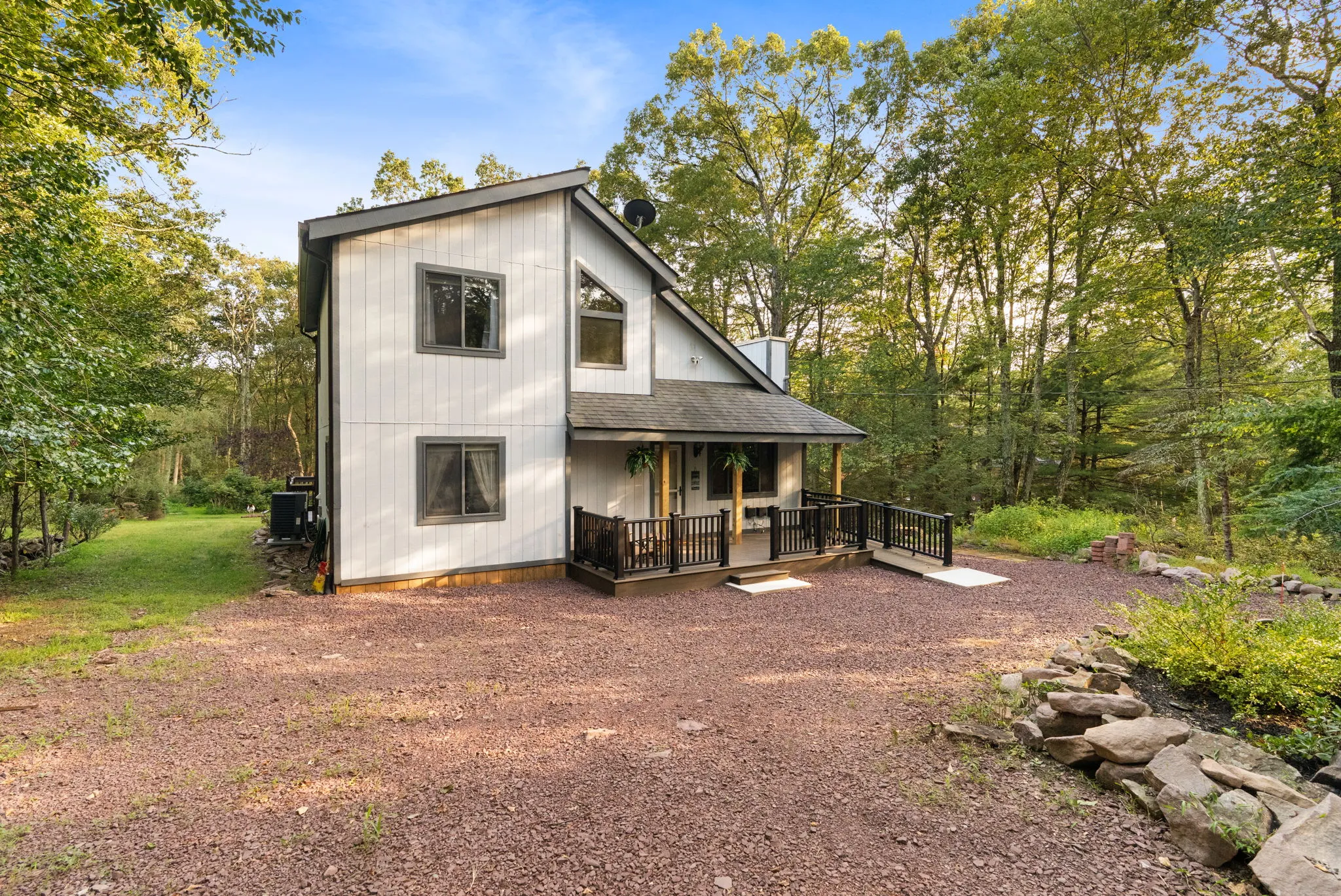 Exterior of the house, 2 of 18