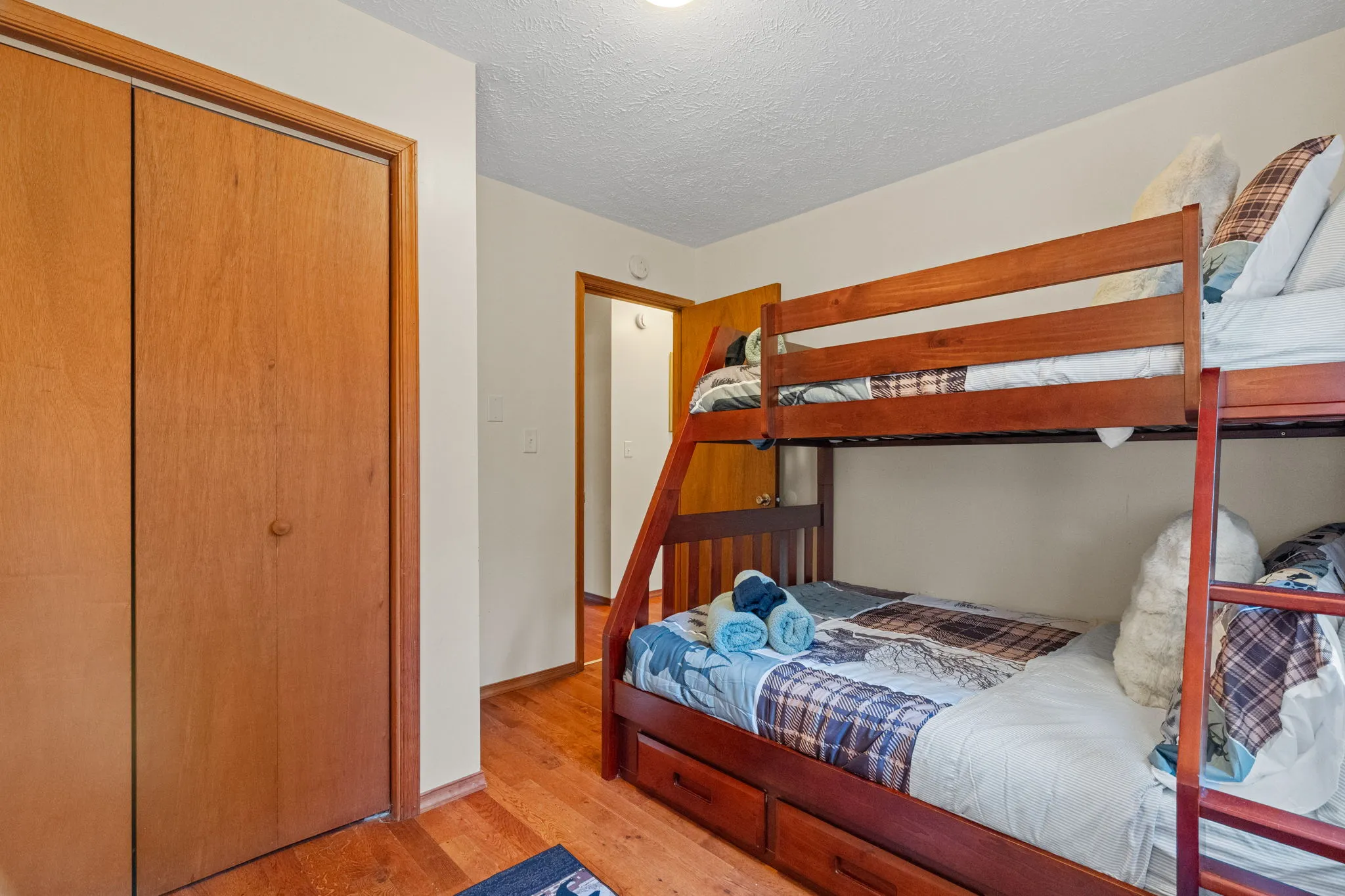Bedroom, 11 of 24