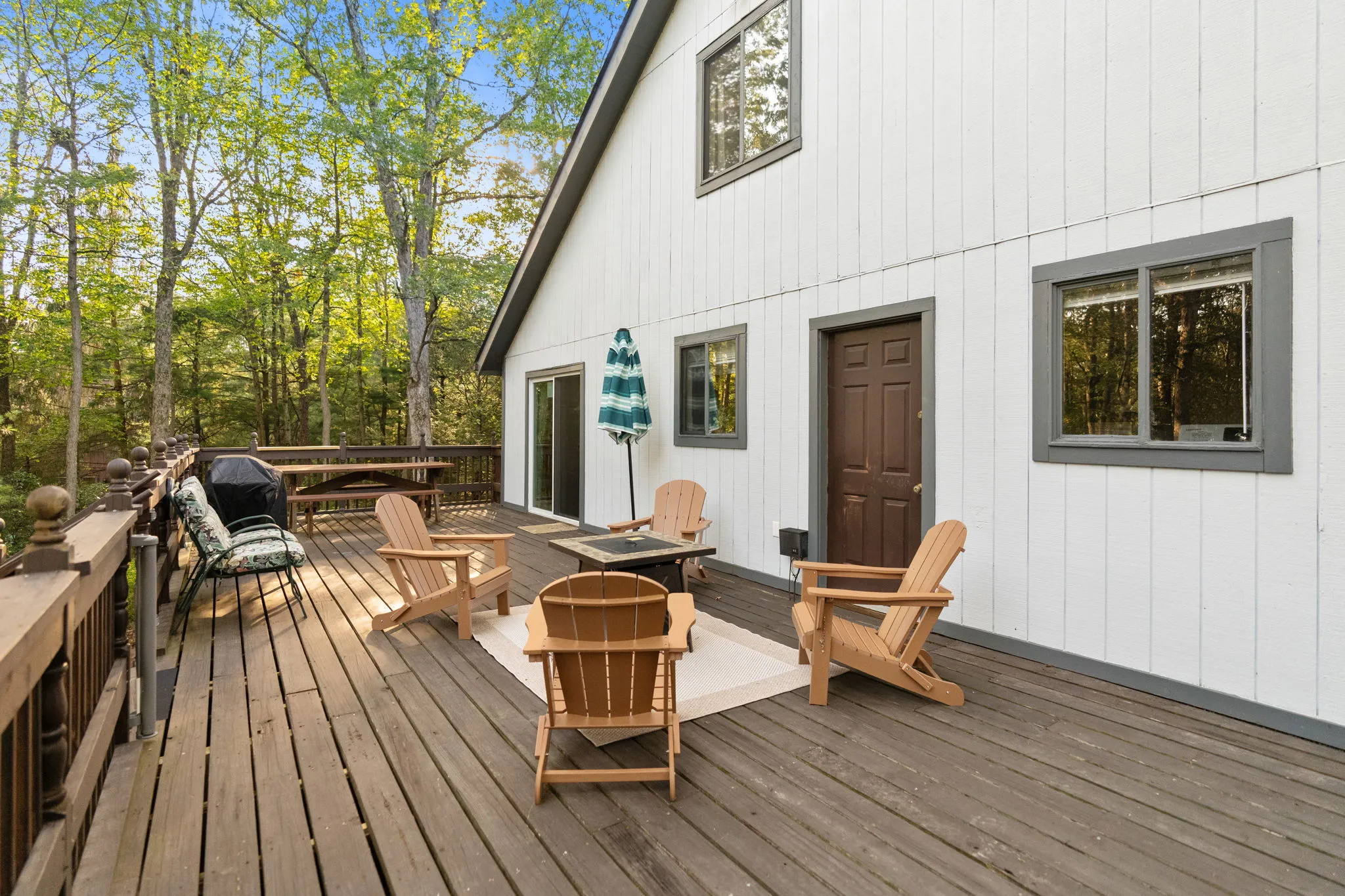 Deck and wooded yard, 6 of 19